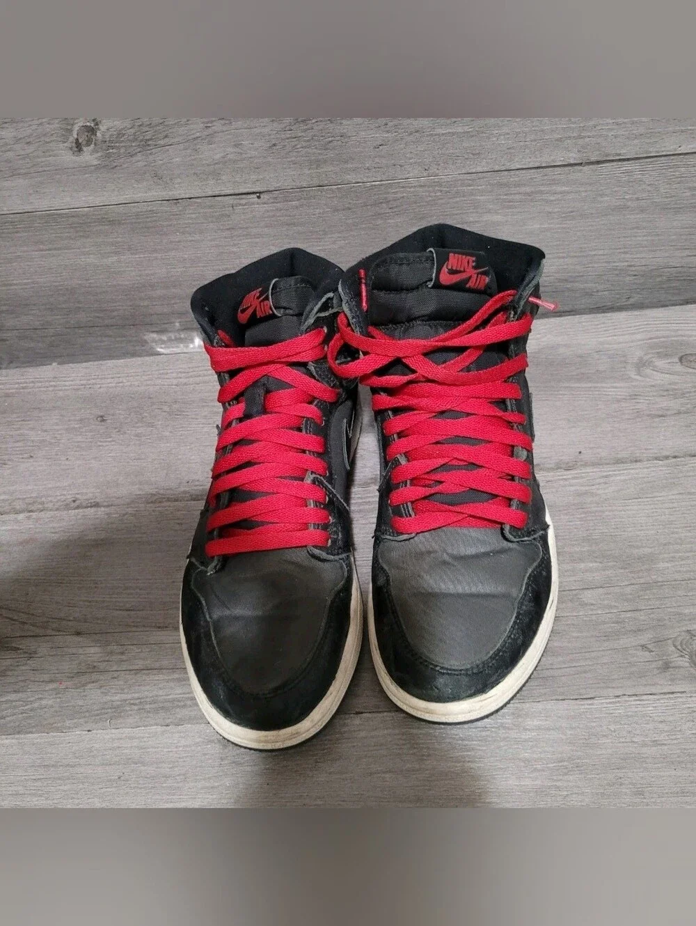 Air Jordan 1 Retro Men's Size 8 Black Gym Red 555088-060 Beaters